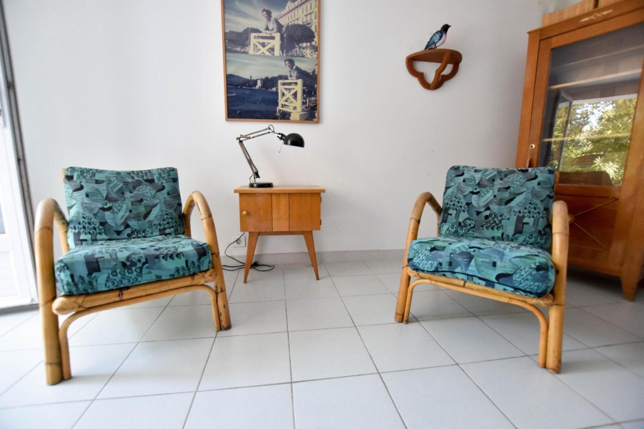 Moulin Rose, Parking - Jardin Apartman Arles Kültér fotó